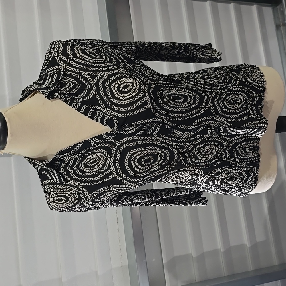 Nicola Button-Down Blouse Size Medium - image 2